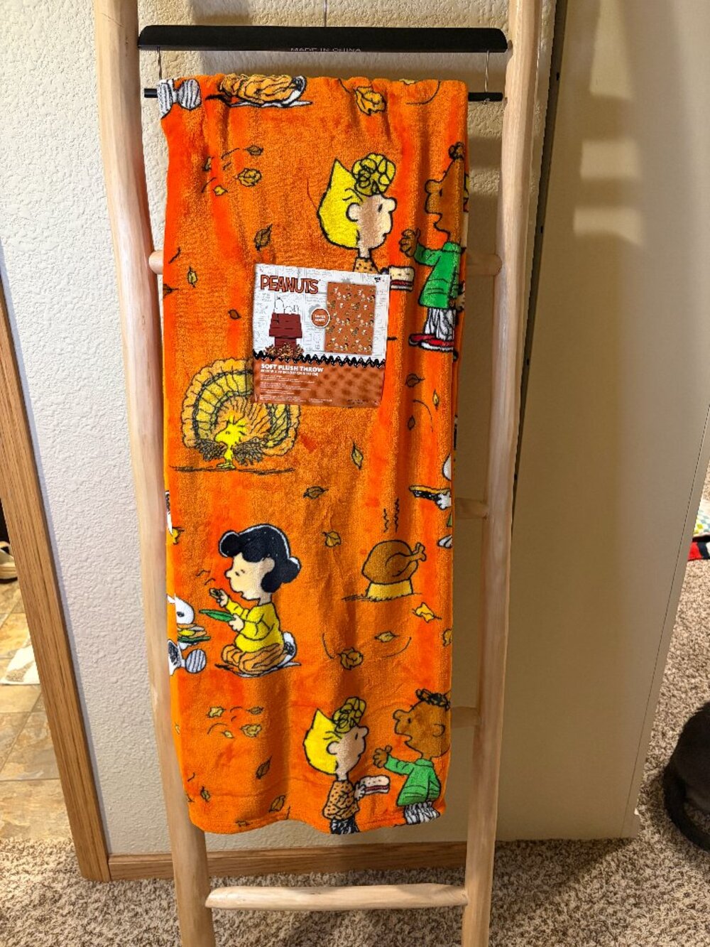 Peanuts Thanksgiving Snoopy Charlie Brown Fall Throw Blanket 50x70 NWT